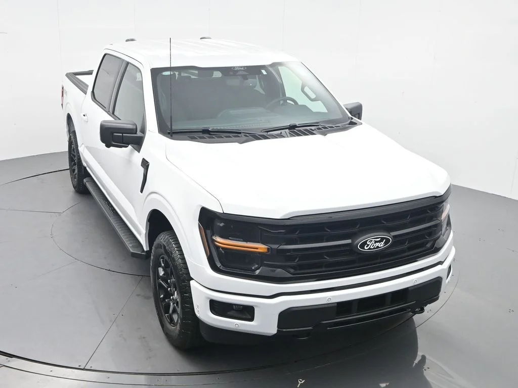 New 2026 Oxford White Ford XLT image 23