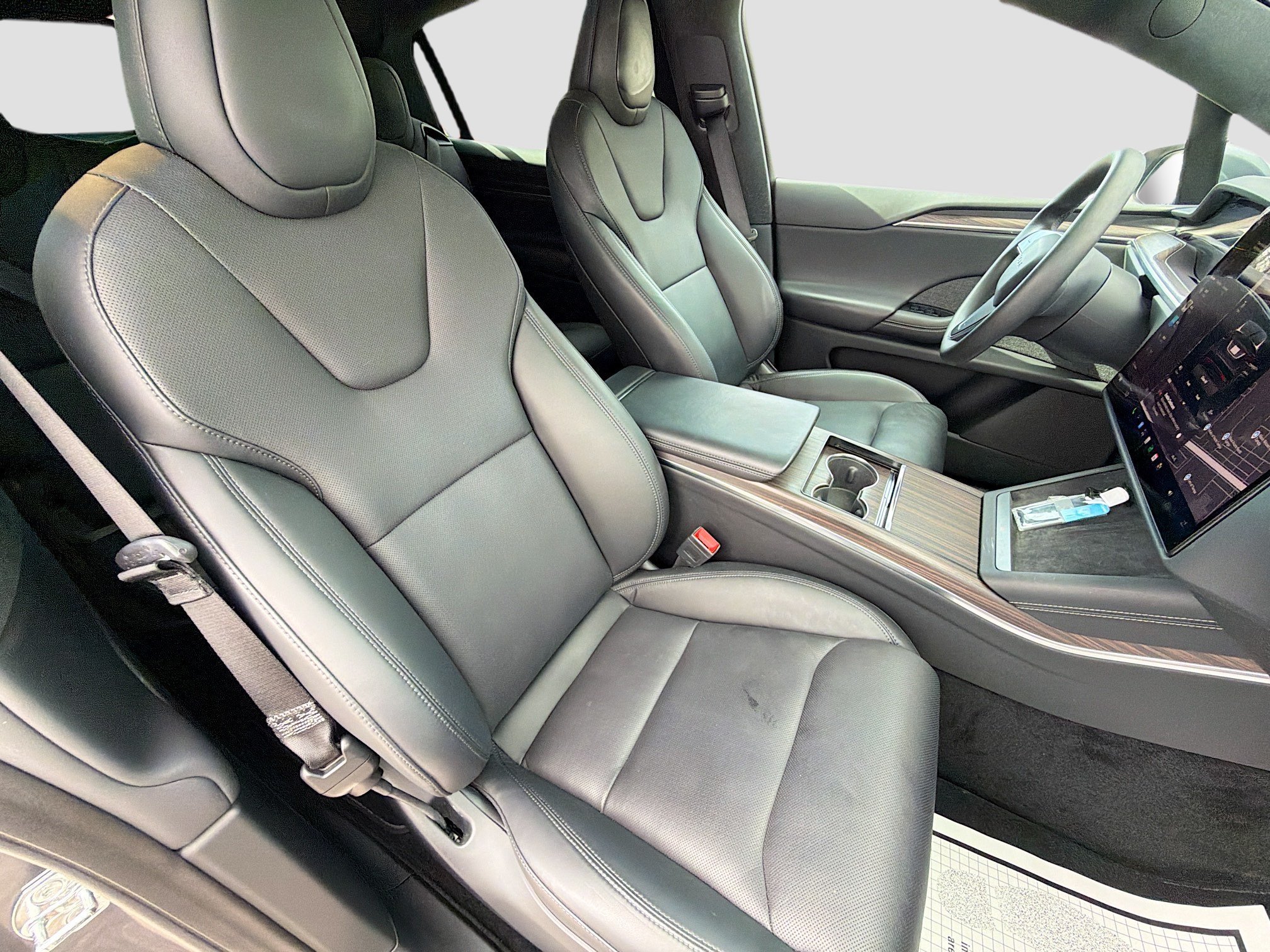Used 2023 Midnight Silver Metallic Tesla Standard Range image 14