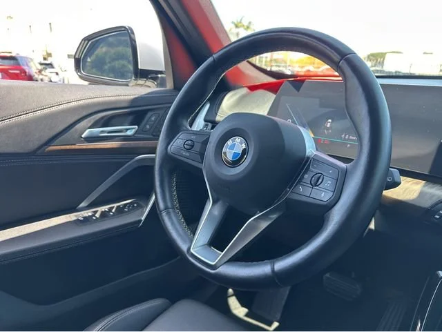 Used 2023 White BMW xDrive28i image 8