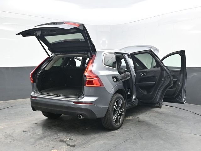 Used 2019 Gray Volvo T6 Momentum image 56