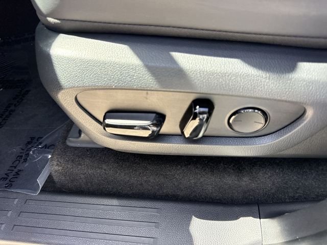 2025 Lexus GX Overtrail - Photo 12
