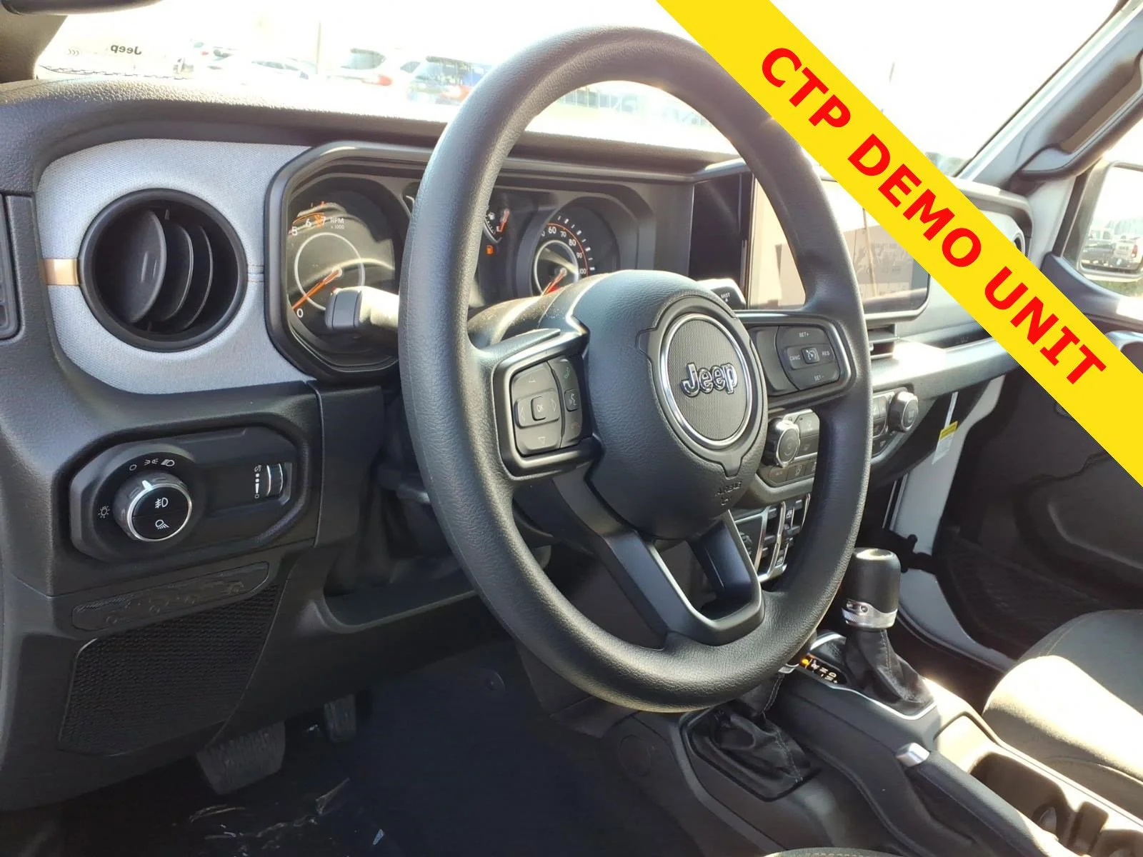 New 2026 Bright White Clear-Coat Exterior Paint Jeep Sport image 6