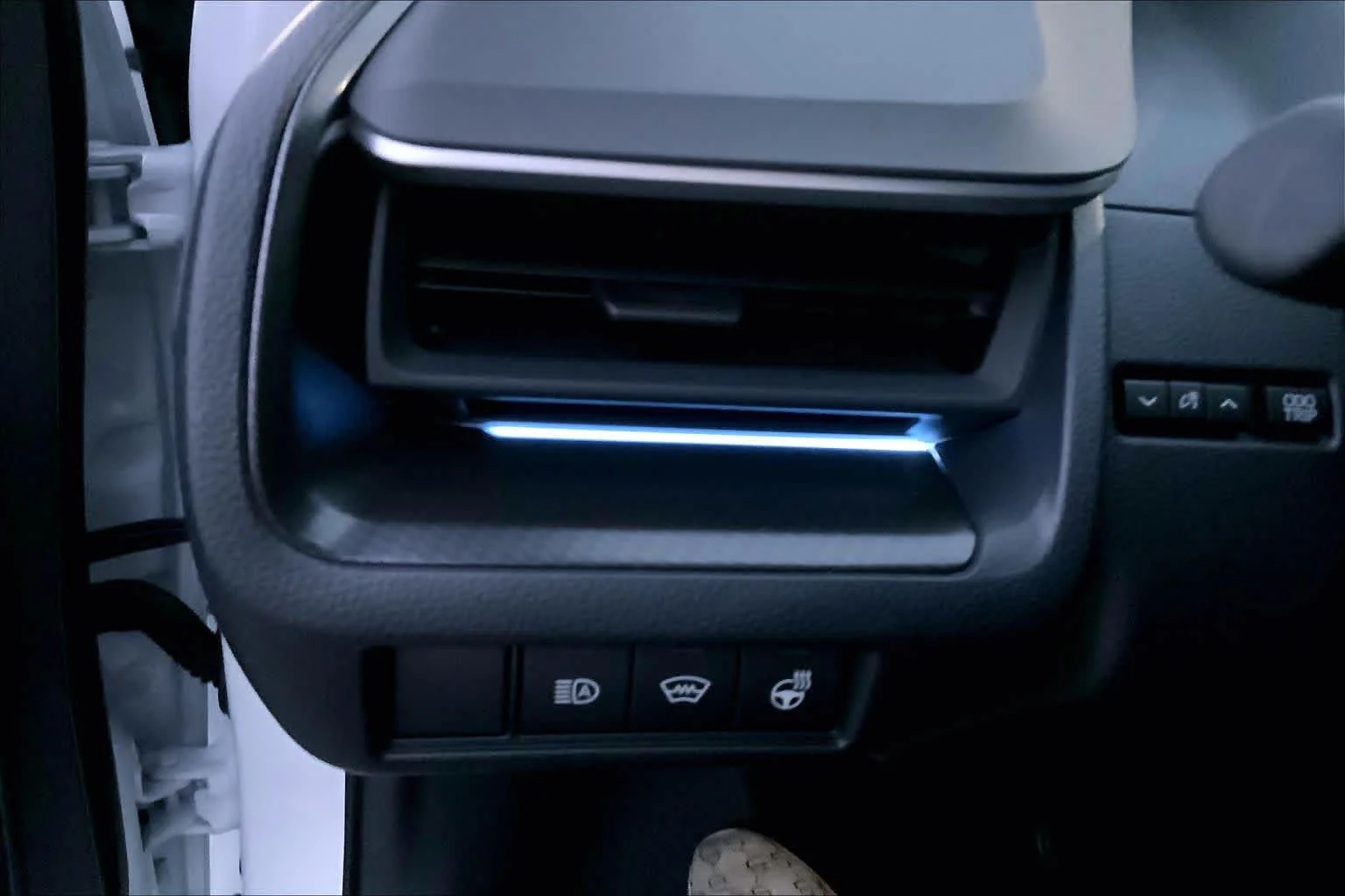 2026 Toyota Prius Plug-in Hybrid Nightshade - Photo 19