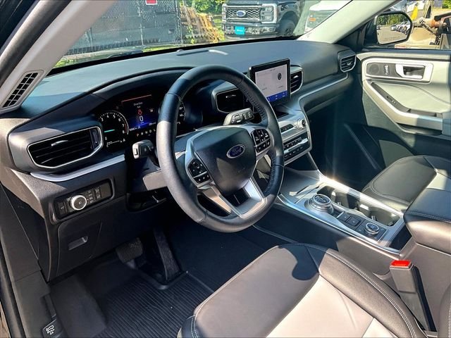 Used 2023 Black Ford XLT image 14