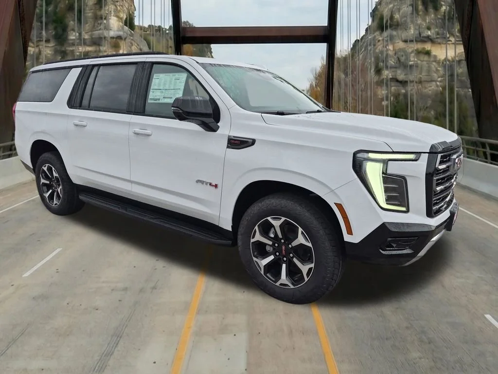 2026 GMC Yukon 4WD AT4's photo