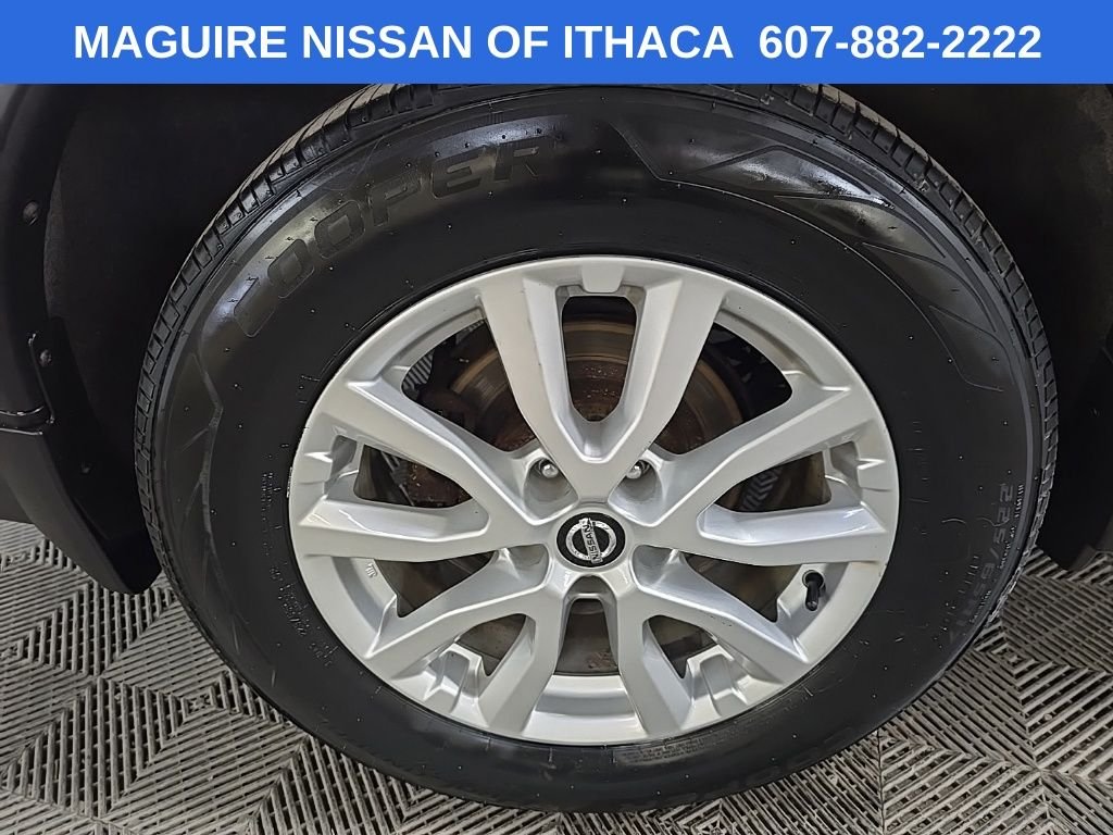 Used 2018 Gray Nissan SV image 14