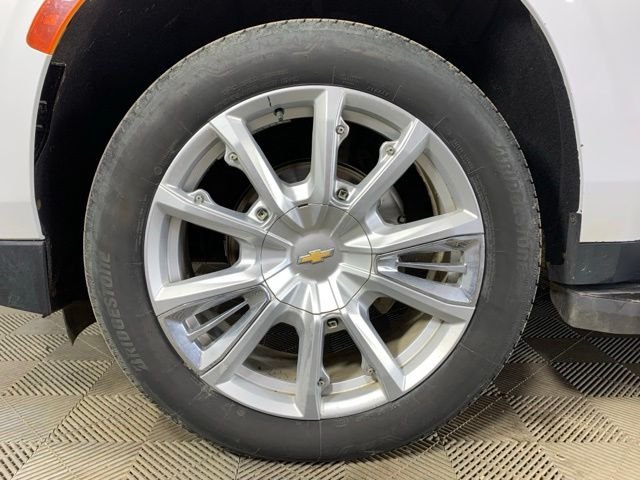 Used 2022 White Chevrolet High Country image 33