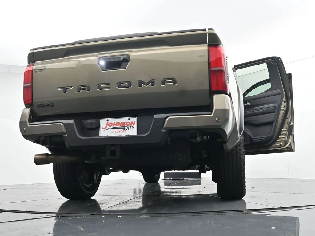 Used 2026  Toyota TRD Off-Road image 30