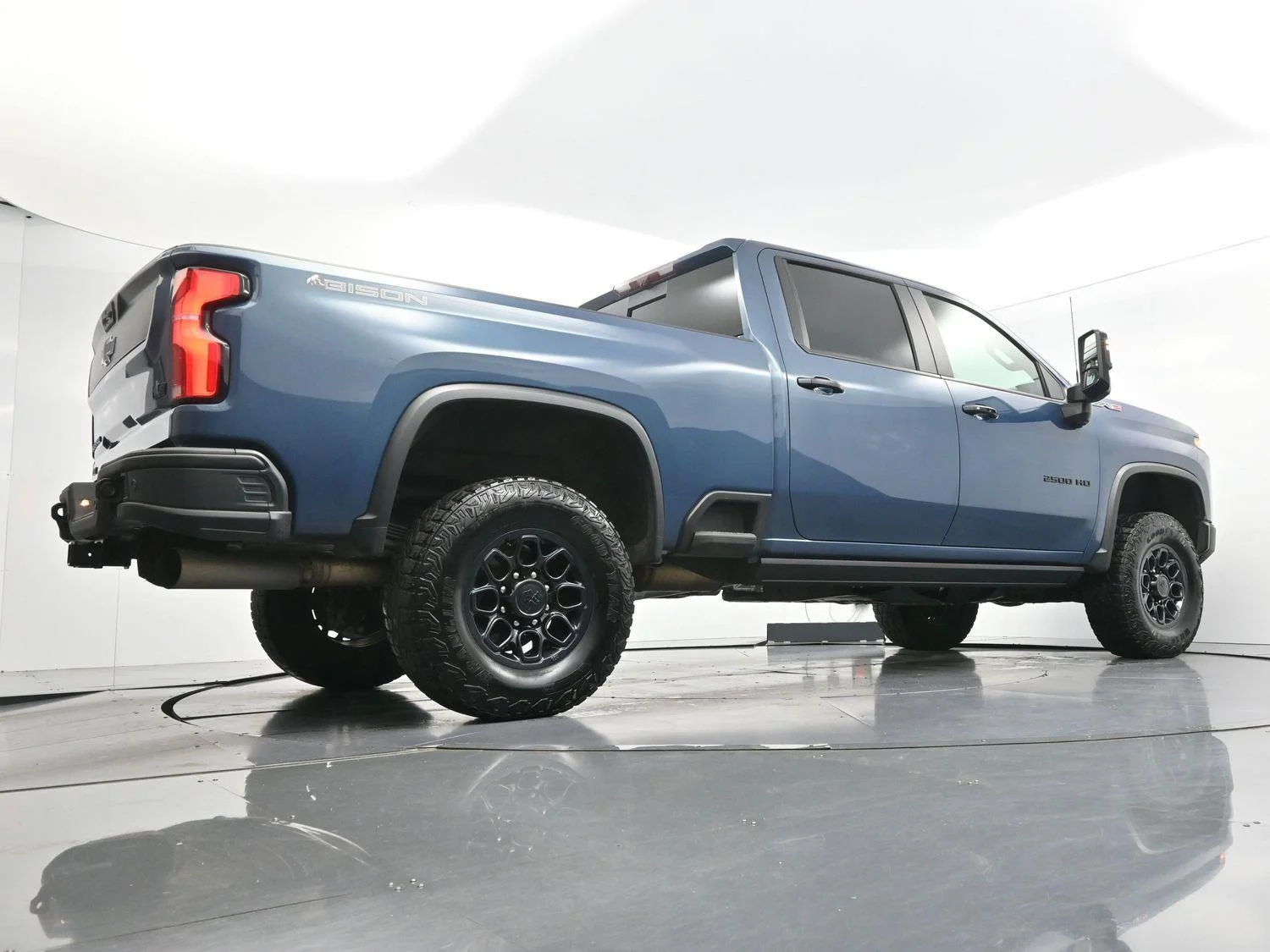 Used 2024 Lakeshore Blue Metallic Chevrolet ZR2 image 50
