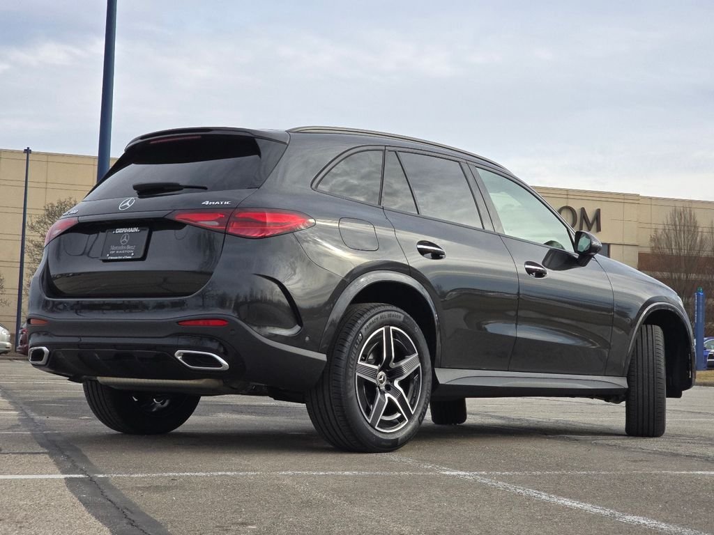New 2026 Graphite Grey Metallic Mercedes-Benz GLC 300 image 17