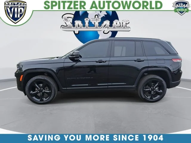 Used 2023 Black Jeep Altitude X image 5