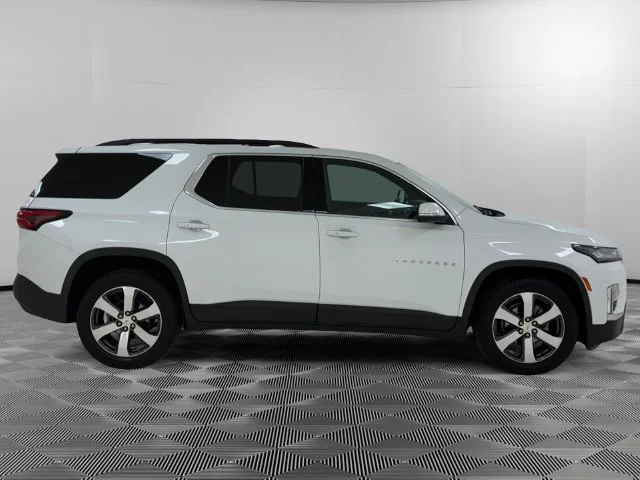 Used 2022 White Chevrolet LT Leather image 6