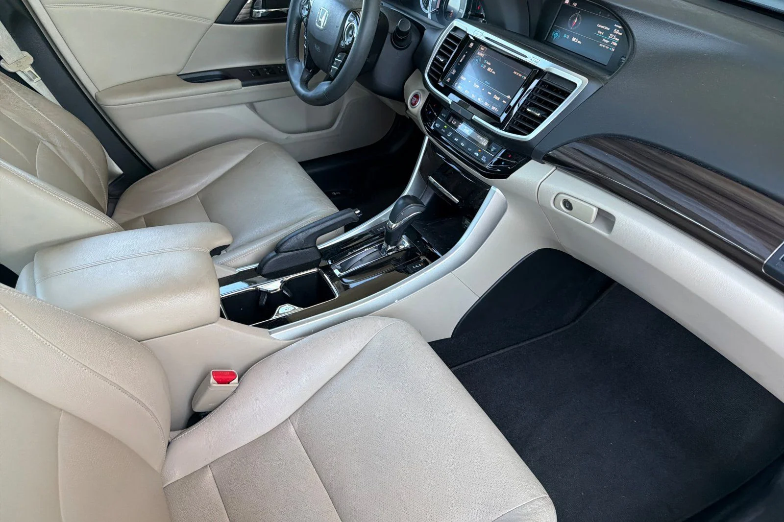 Used 2016  Honda EX-L image 19