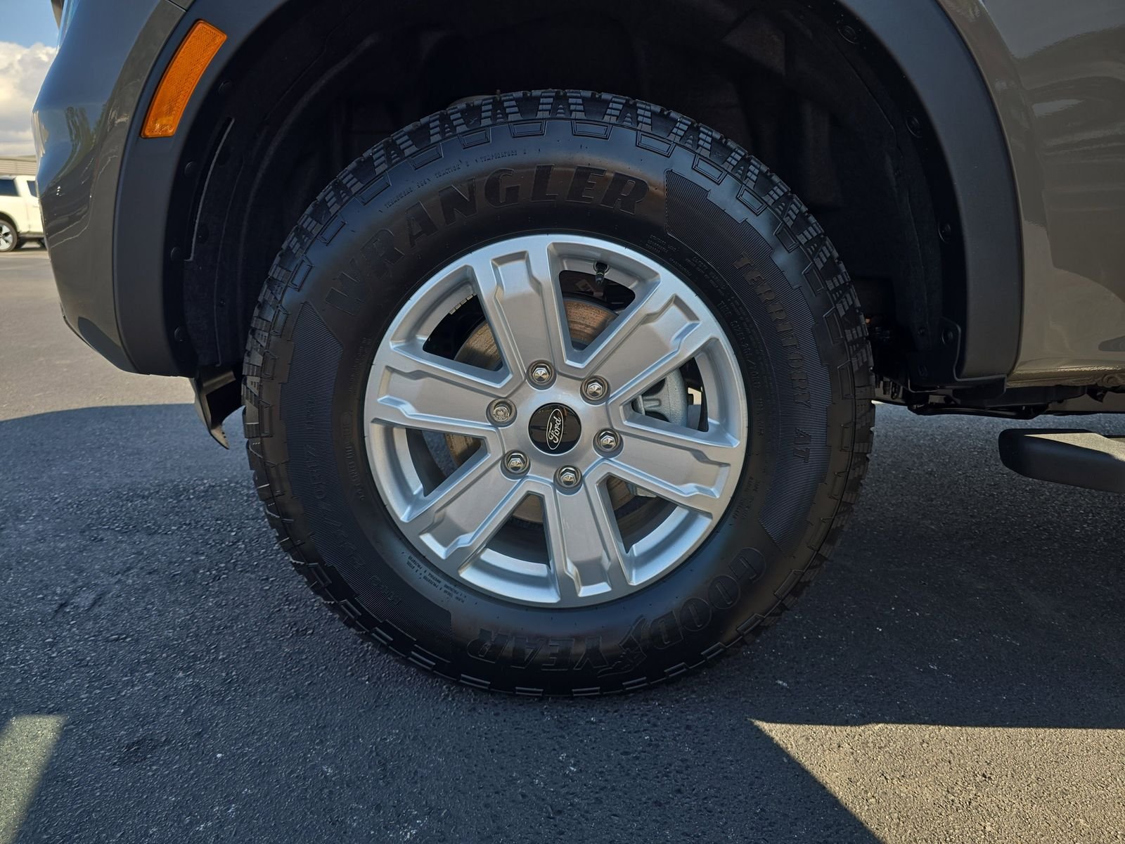 New 2025 Marsh Gray Ford XL image 24