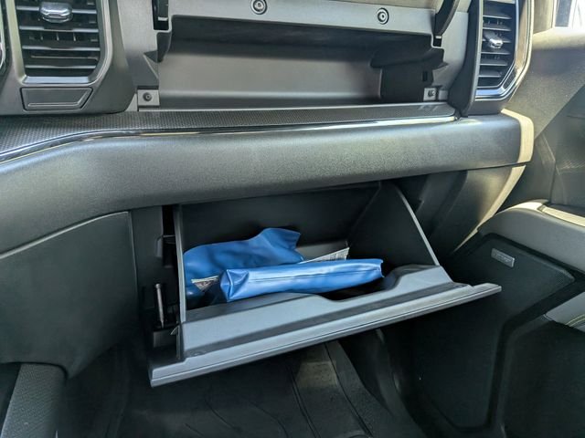 Used 2022 Blue Chevrolet ZR2 image 23