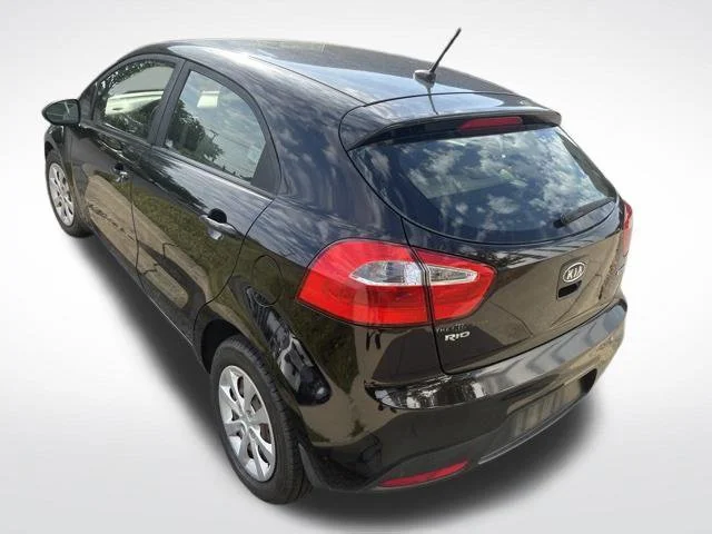 Used 2012 Black Kia EX image 6