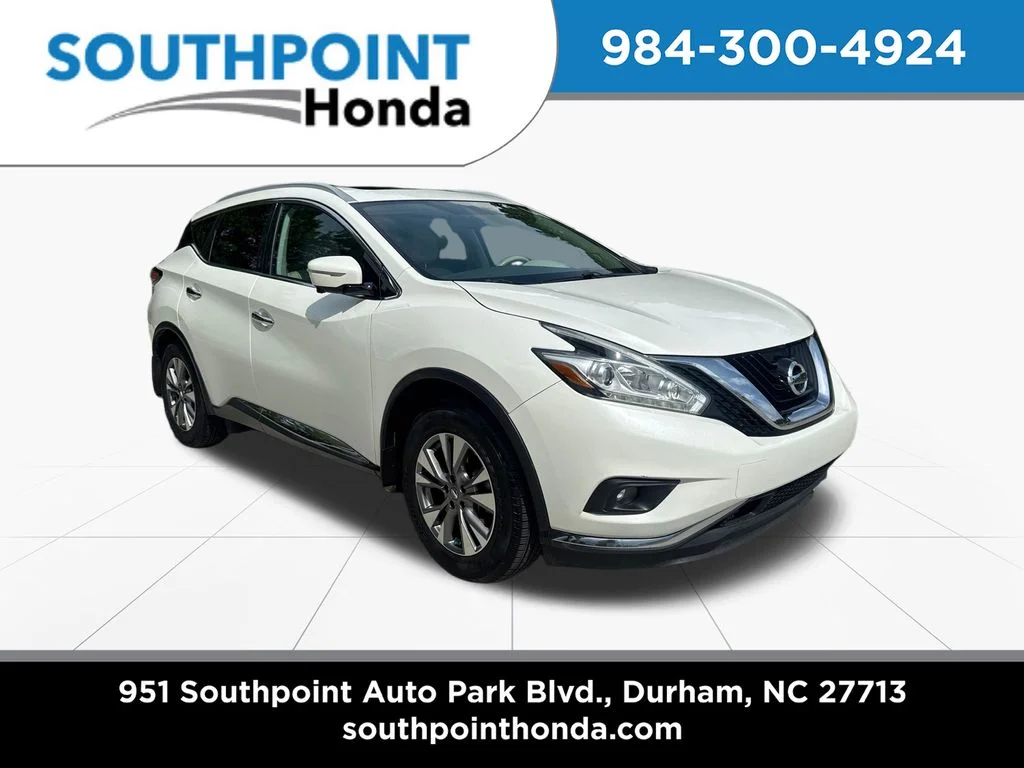 Used 2015 Pearl White Nissan SL image 1