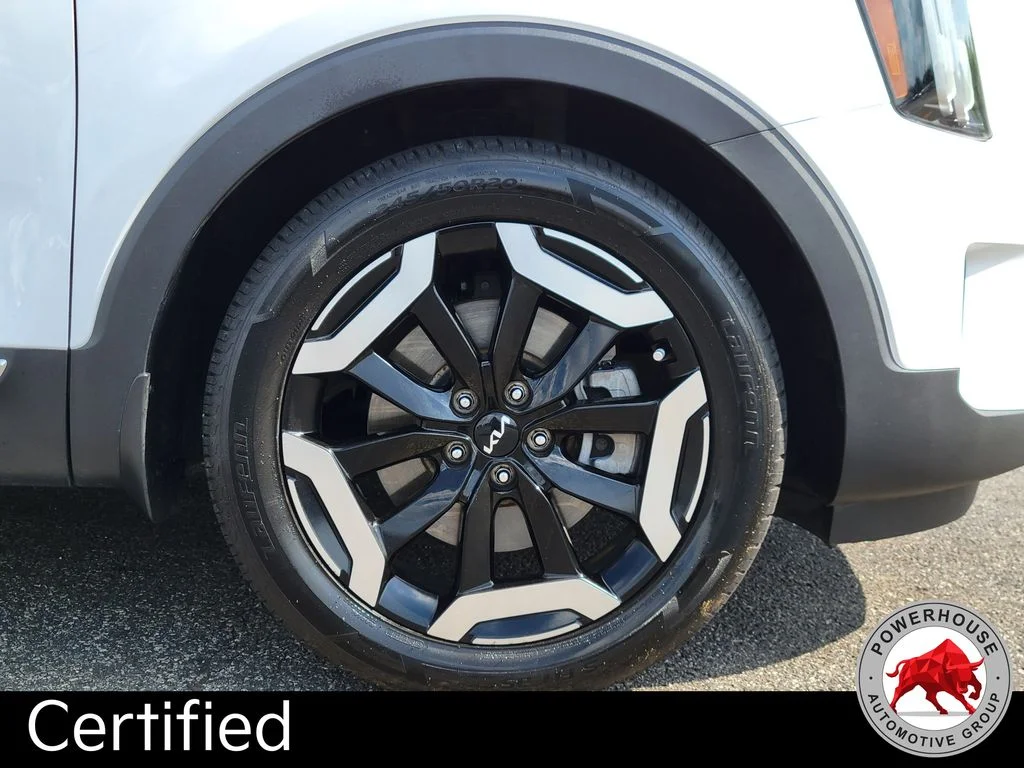 Used 2023 White Kia EX image 12