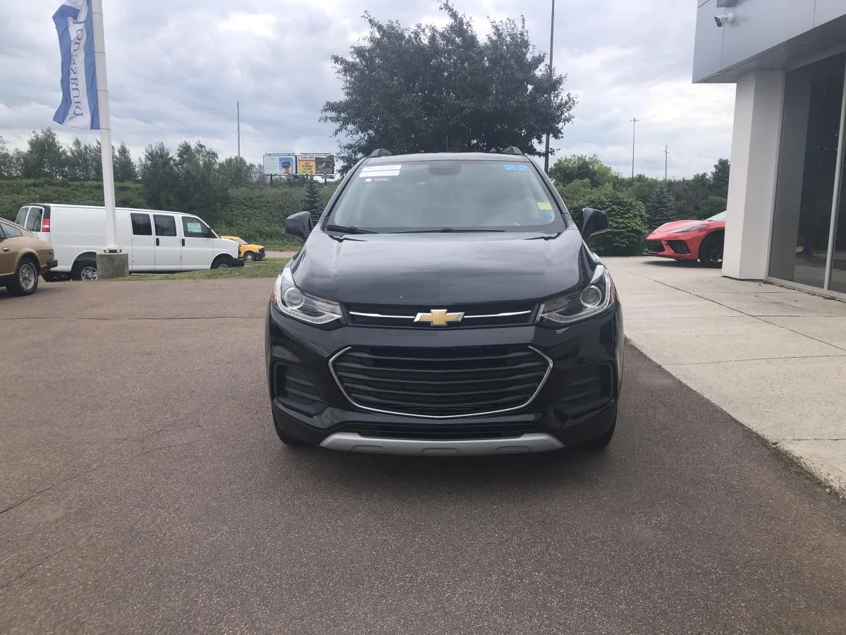 Used 2022 Blue Chevrolet AWD 4dr LT w/ Leather image 4