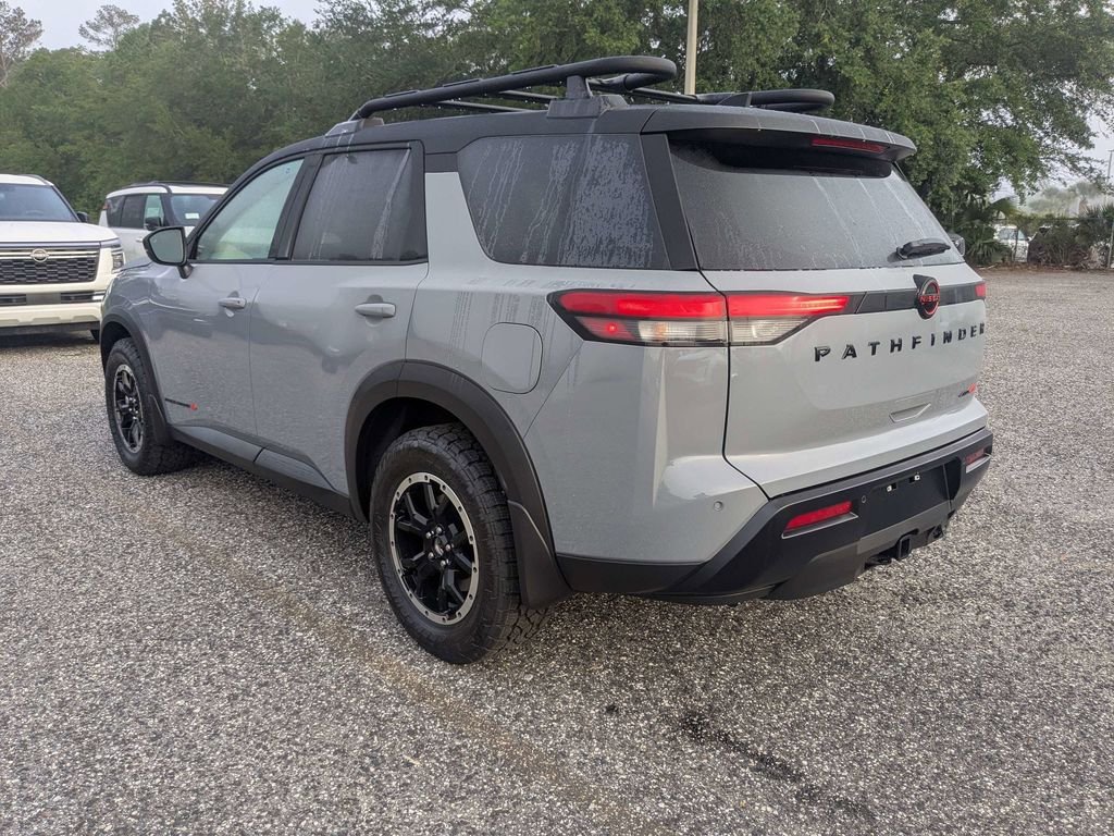 New 2026 Boulder Gray Pearl / Super Black Two-tone Nissan Rock Creek® image 6