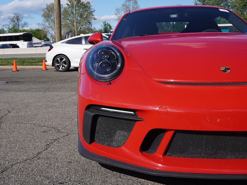 Used 2018 Red Porsche GT3 image 9