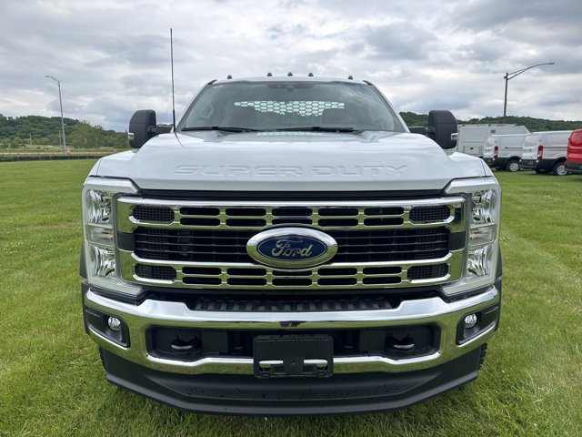 2025 Ford F-450 Super Duty Chassis Cab XL - Photo 7