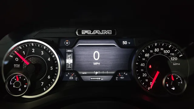 New 2026 Diamond Black Crystal Pearl-Coat Exterior Paint RAM Big Horn/Lone Star image 16