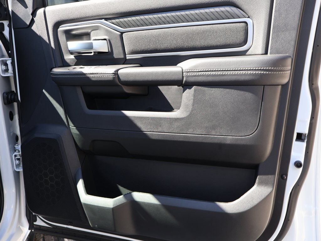2026 RAM 2500 Big Horn - Photo 8