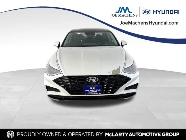 Used 2022 Gray Hyundai Limited image 2
