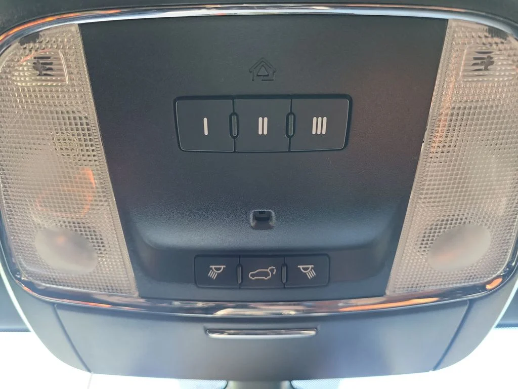 Used 2019 White Dodge R/T image 29