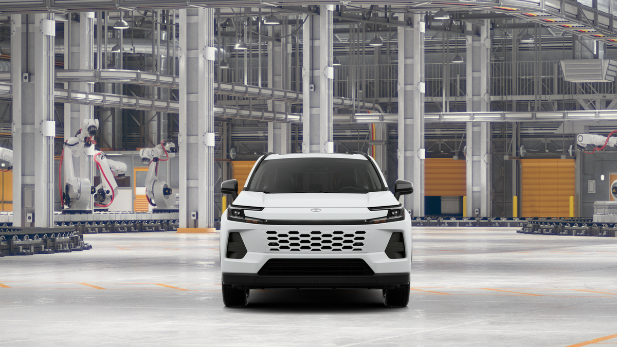 New 2026 Ice Cap Toyota XLE Premium image 17