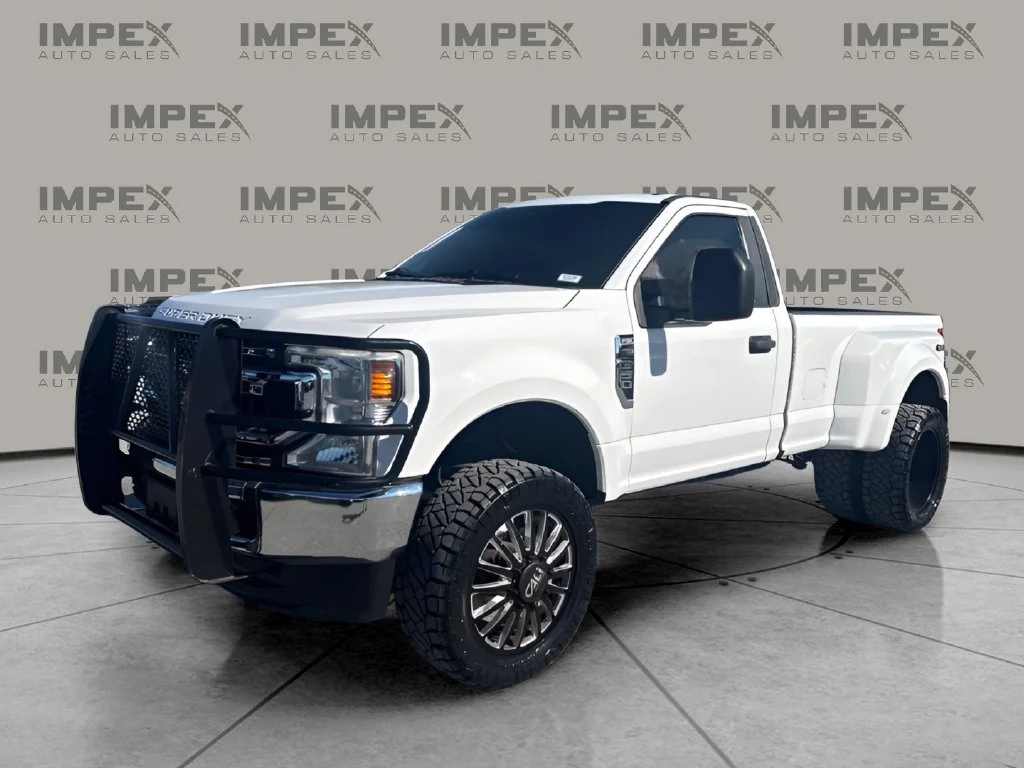 Used 2021 White Ford XL image 1