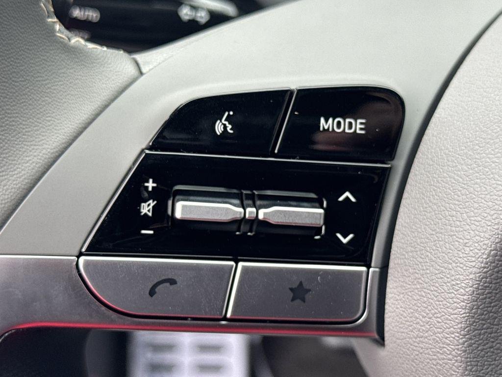 New 2026 White Hyundai SEL Sport image 24