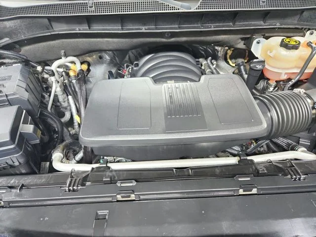 Used 2021 Blue Chevrolet Premier image 17