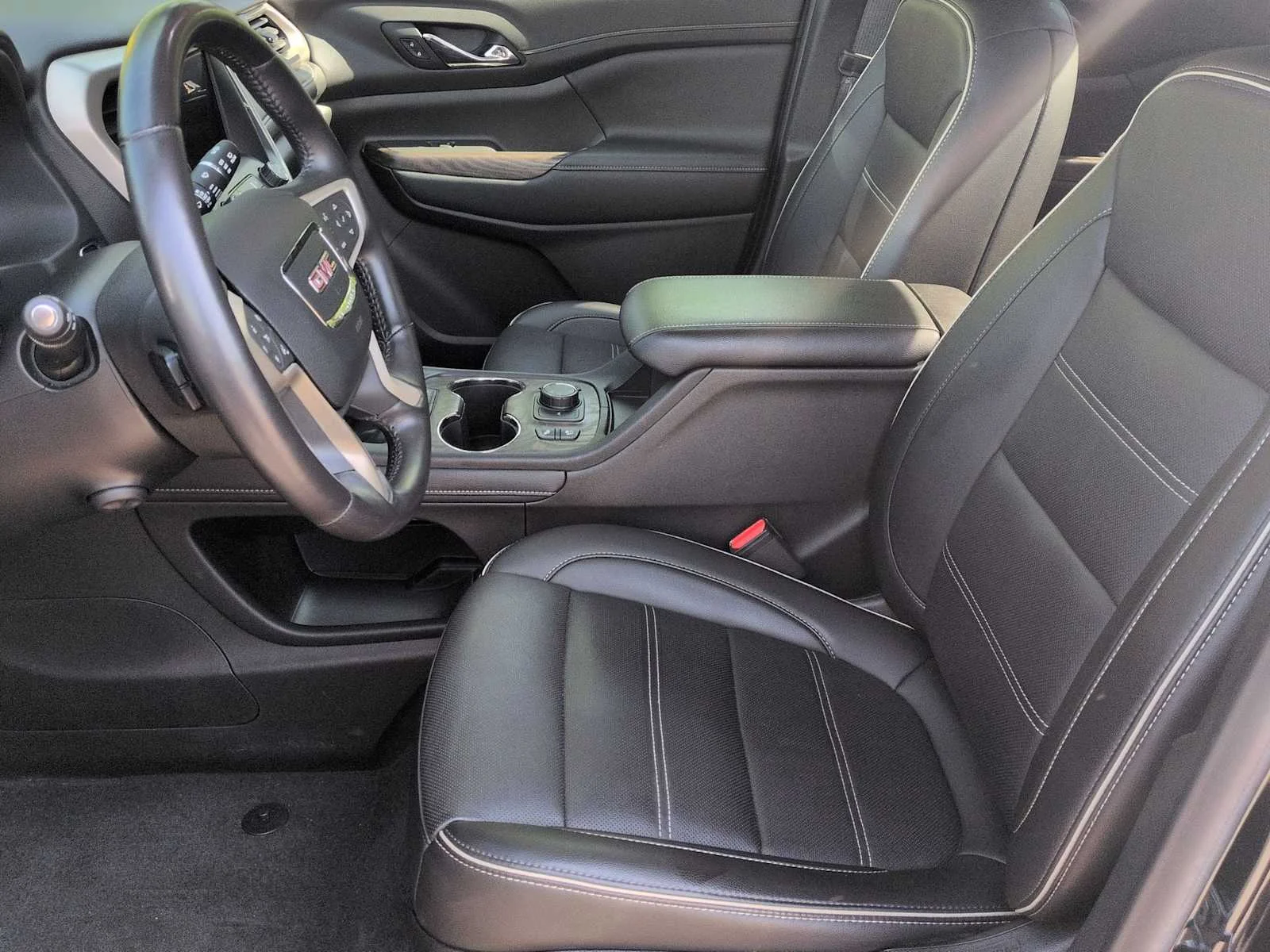 Used 2021 Ebony Twilight Metallic GMC Denali image 17