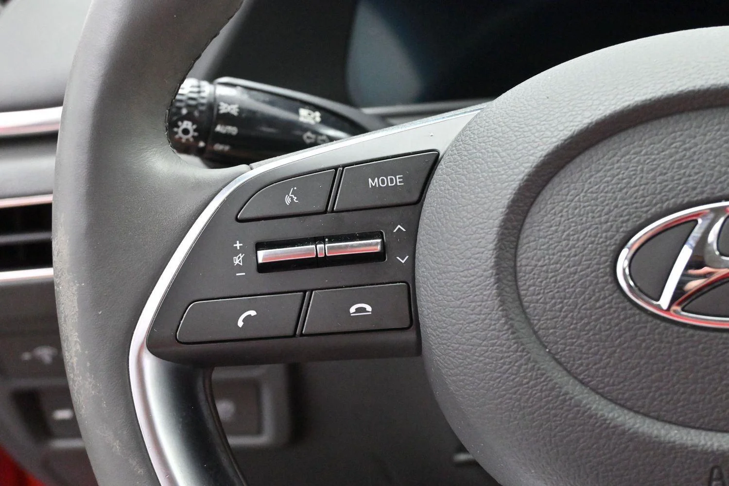 Used 2020  Hyundai SEL image 17