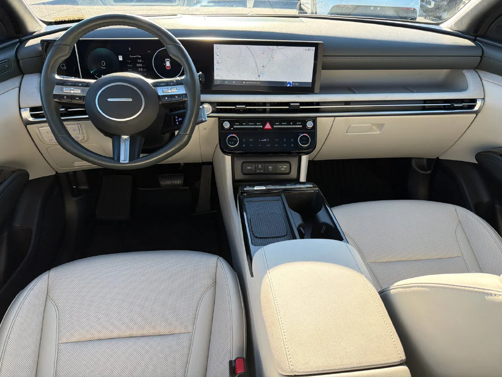 Used 2025 Gray Hyundai Limited image 23