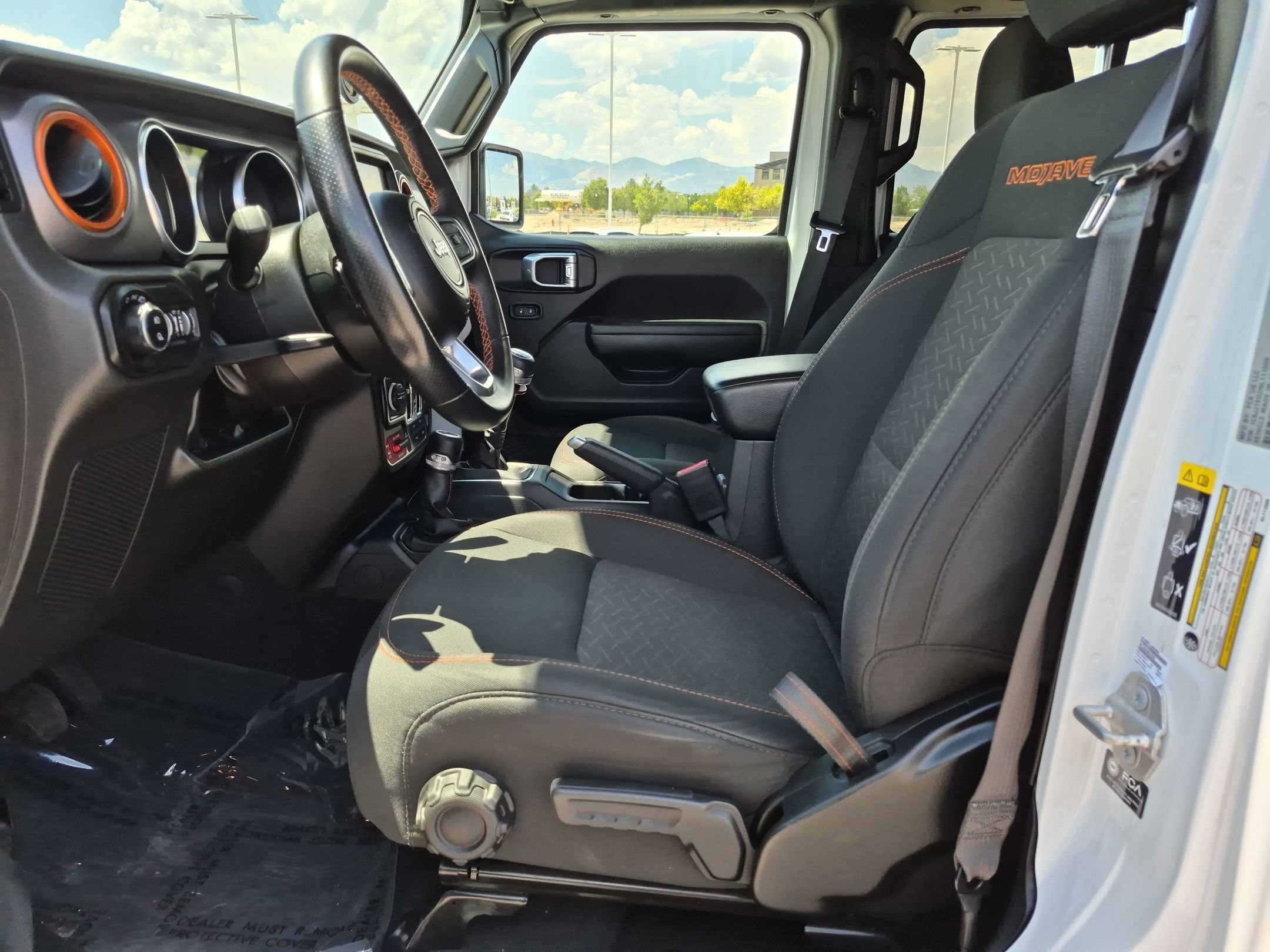 Used 2022 Bright White Clearcoat Jeep Mojave image 15