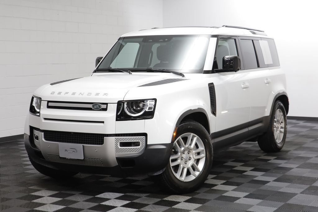 2025 Land Rover Defender 110 S P400's photo