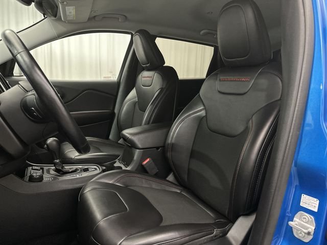 Used 2019 Blue Jeep Trailhawk image 17