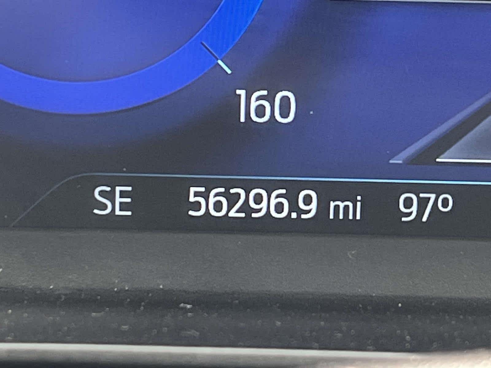 Used 2020  Ford Titanium Hybrid image 39