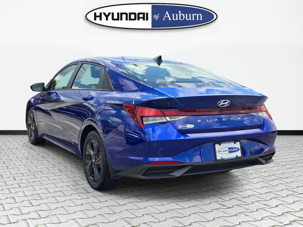 Used 2022 Blue Hyundai SEL image 8