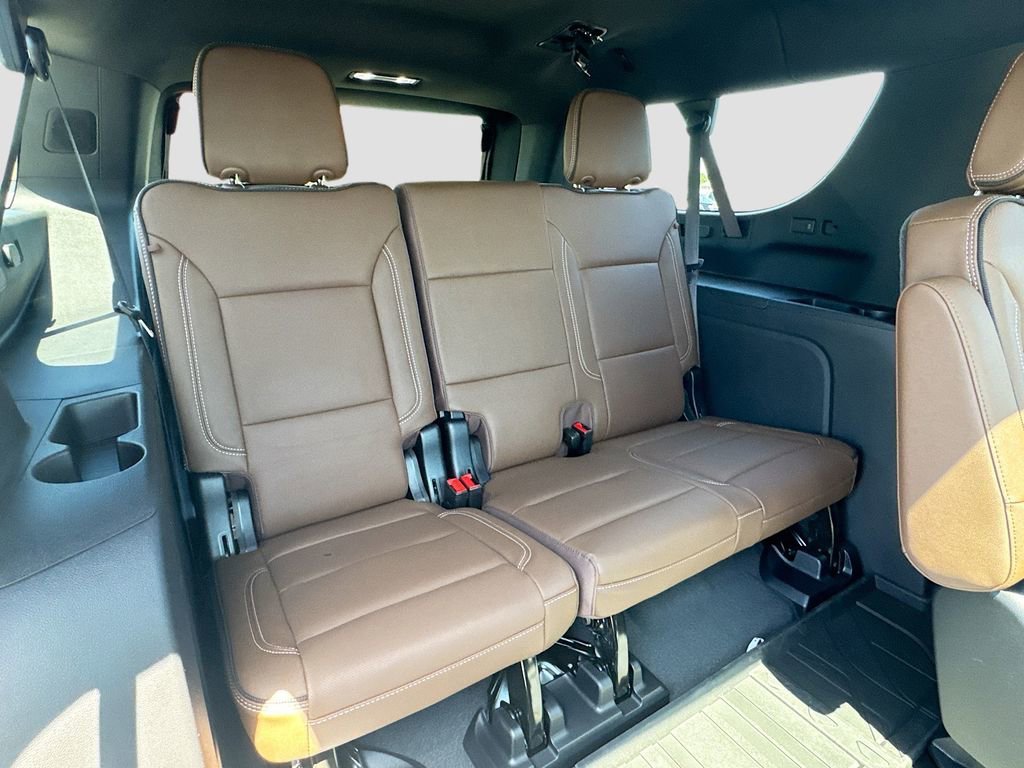 2026 Chevrolet Suburban High Country - Photo 30
