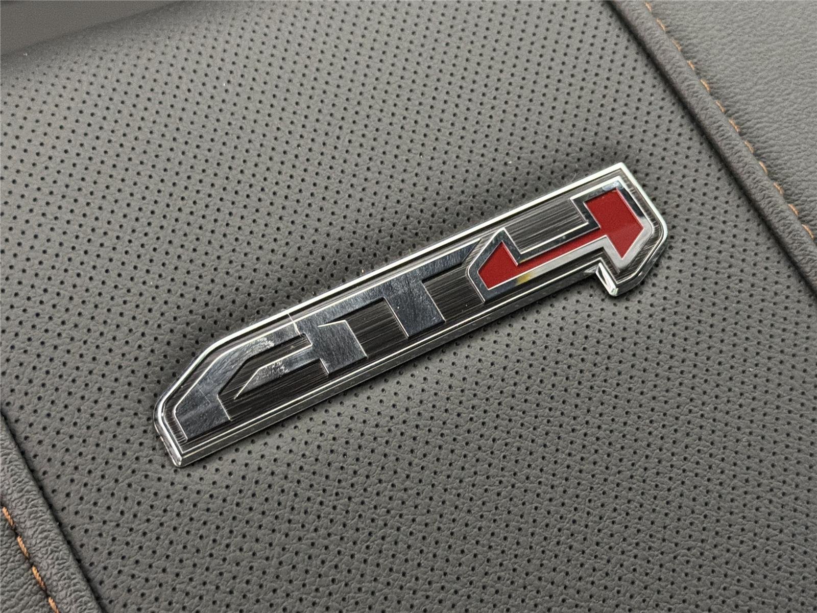 2026 GMC Sierra 2500HD AT4 - Photo 32