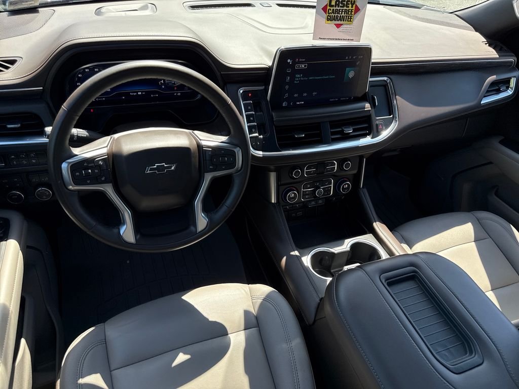 Used 2024 Blue Chevrolet Z71 image 22