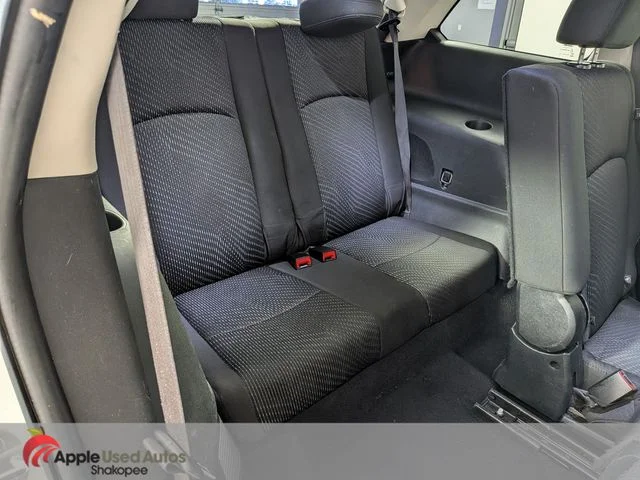Used 2016 White Dodge Crossroad image 38