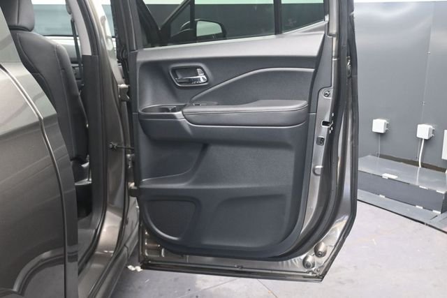 Used 2020  Honda RTL-E image 21