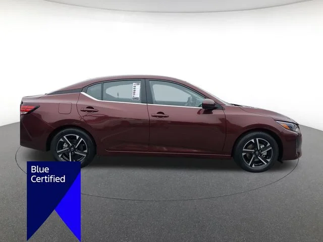 Used 2025 Red Nissan SV image 2