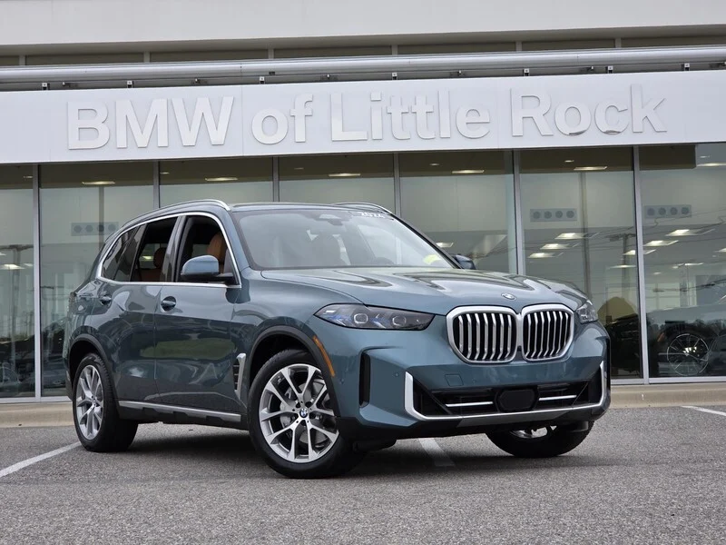 Used 2024 Blue BMW XDRIVE40I SPORTS ACTIVITY VEHICLE image 24