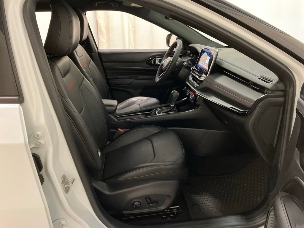 Used 2024 Bright White Clearcoat Jeep Trailhawk image 20